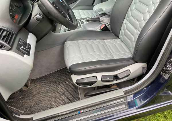BMW Seria 3 cena 13700 przebieg: 270000, rok produkcji 2003 z Września małe 466